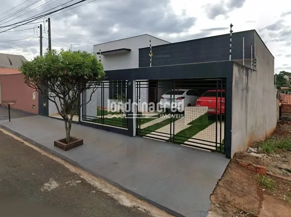 Casa, 3 quartos, 214 m² - Foto 1