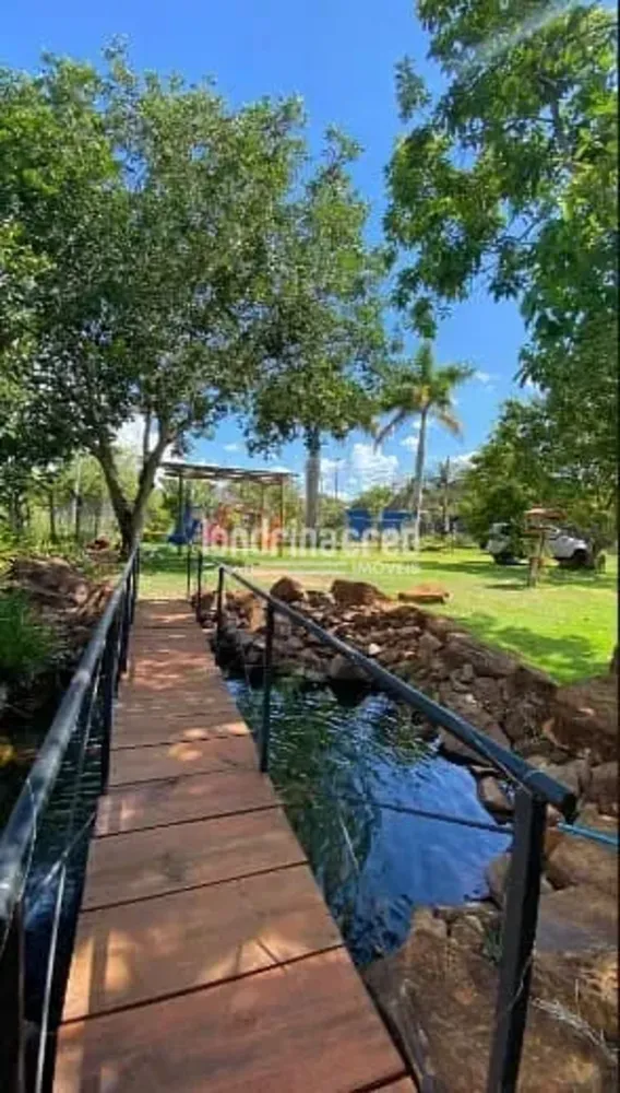 Chácara, 3 quartos, 920 m² - Foto 2