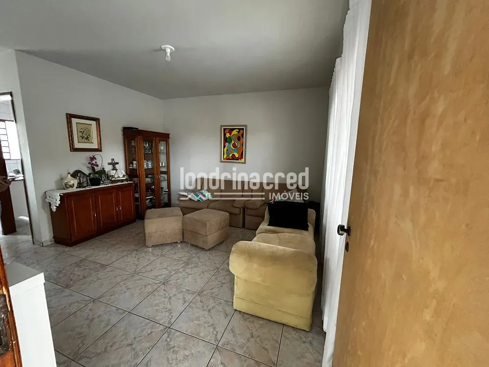 Casa, 5 quartos, 143 m² - Foto 2
