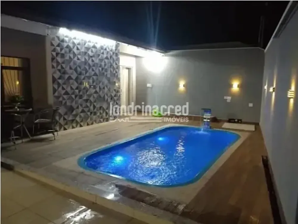 Casa, 3 quartos, 220 m² - Foto 1