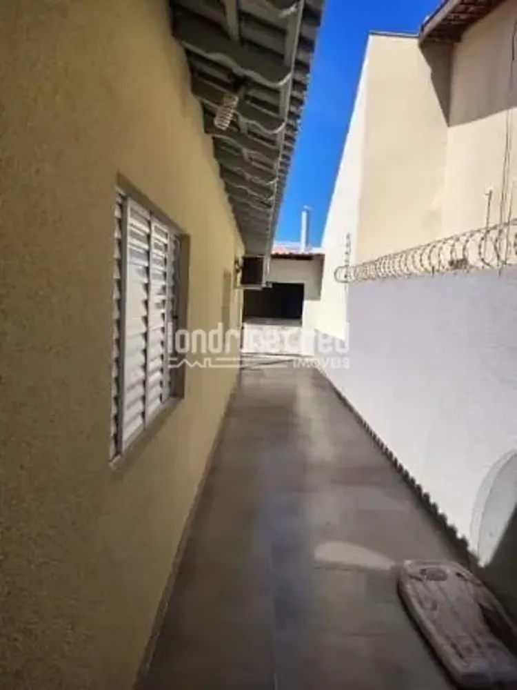 Casa, 3 quartos, 220 m² - Foto 2