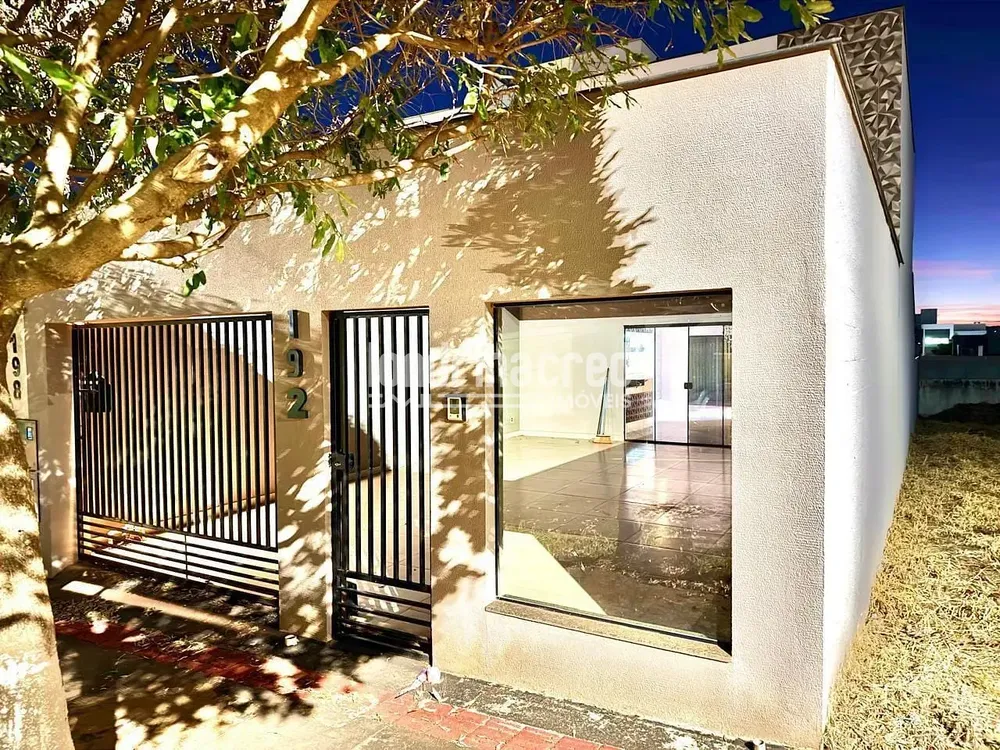 Casa, 3 quartos, 252 m² - Foto 1