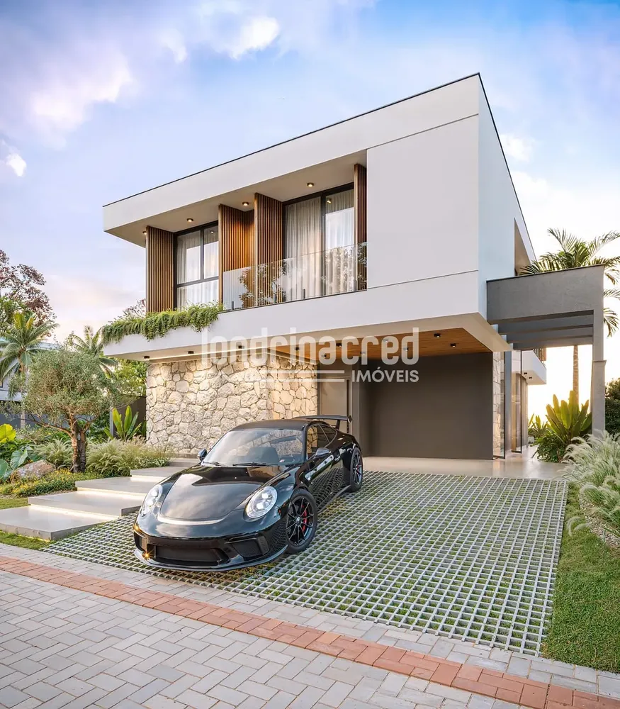 Casa, 4 quartos, 243 m² - Foto 1