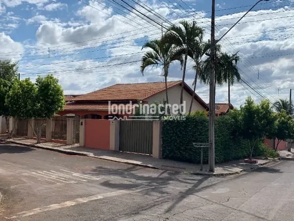 Casa, 4 quartos, 300 m² - Foto 1