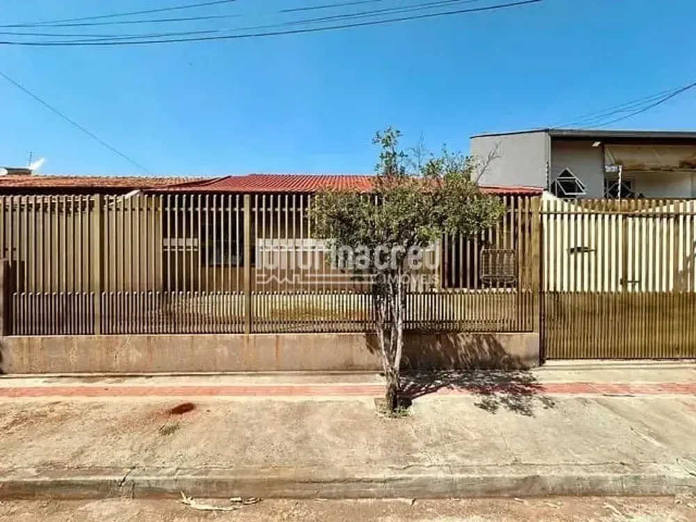 Casa, 3 quartos, 165 m² - Foto 1