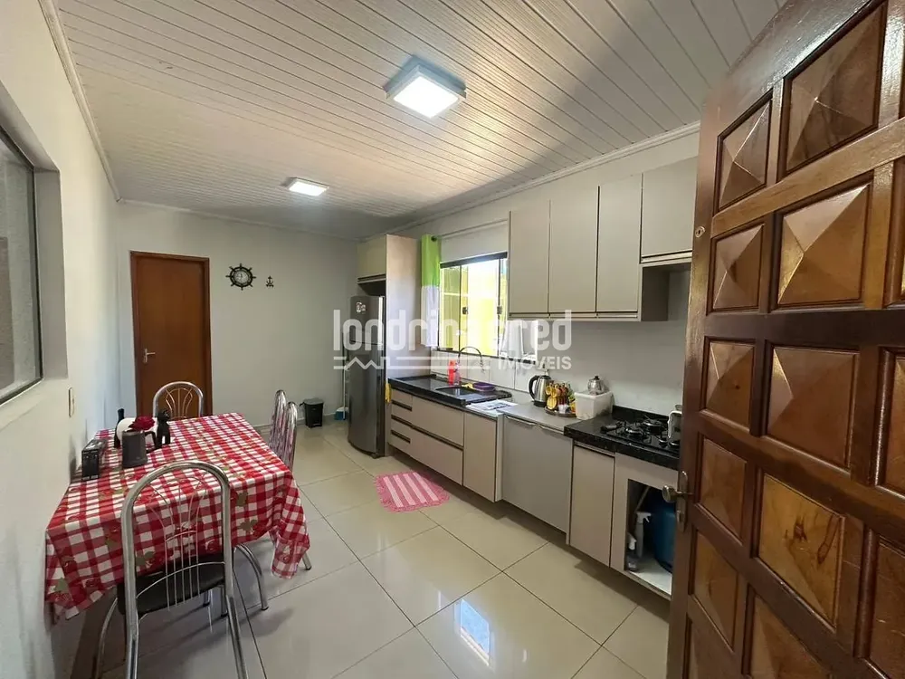 Casa, 2 quartos, 61 m² - Foto 1