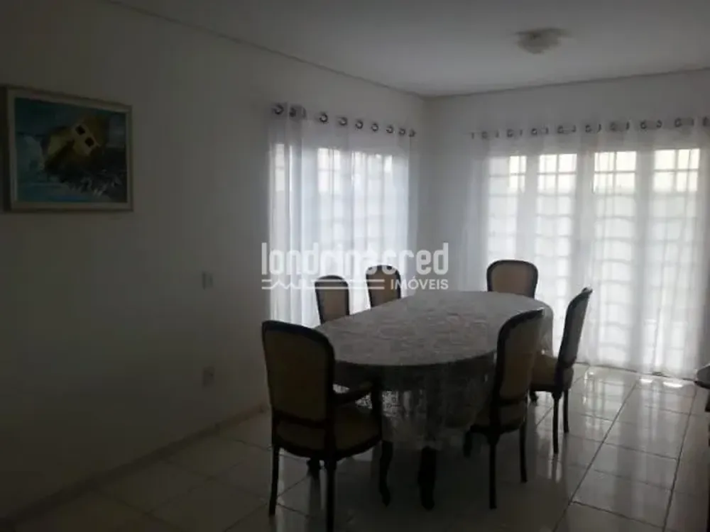 Casa, 2 quartos, 290 m² - Foto 3