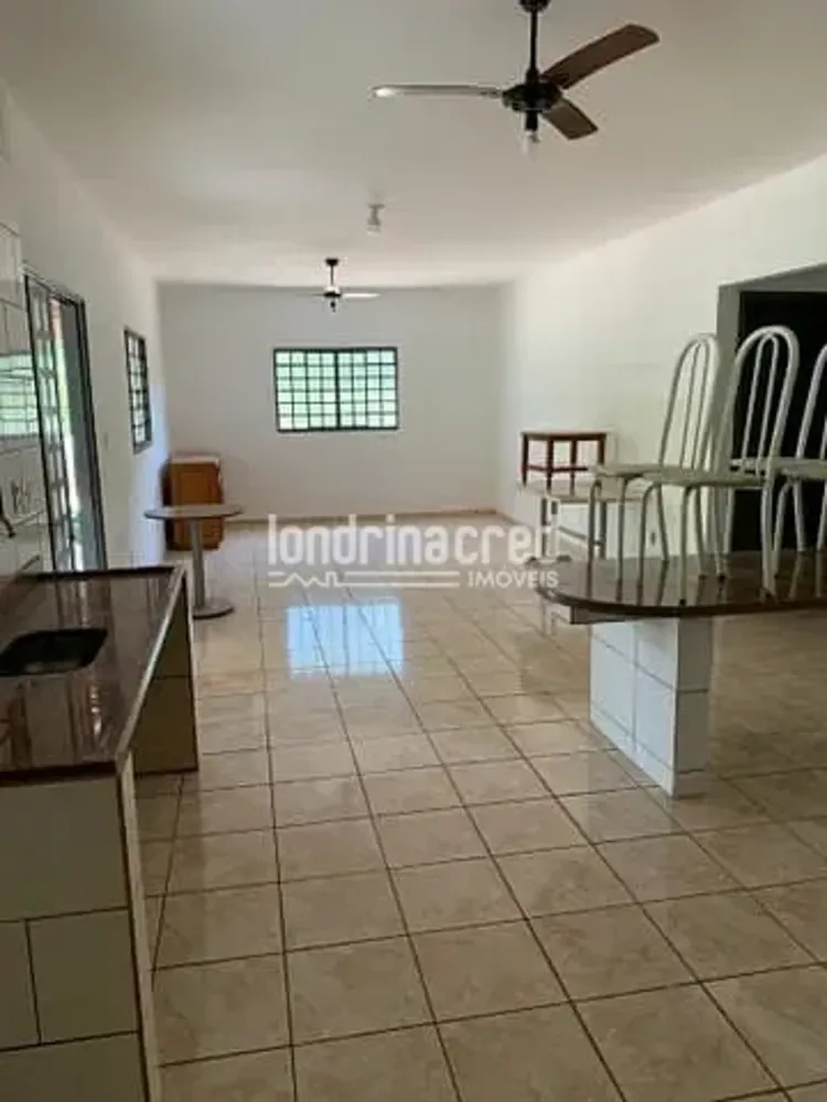 Chácara, 3 quartos, 4330 m² - Foto 1