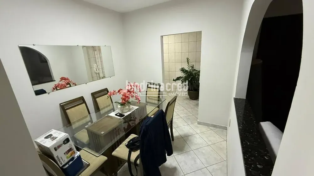 Casa, 3 quartos, 170 m² - Foto 1