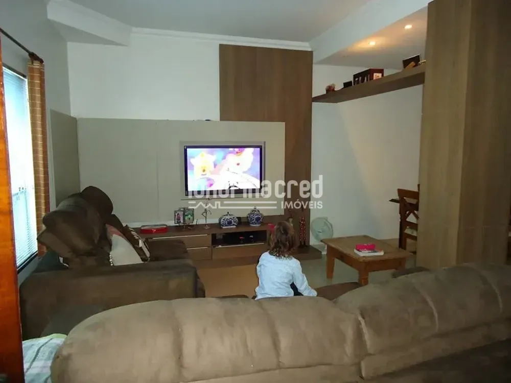Casa, 3 quartos, 202 m² - Foto 4