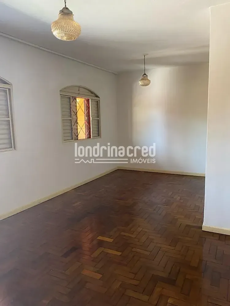 Casa, 4 quartos, 145 m² - Foto 1