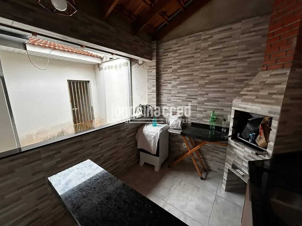 Casa, 3 quartos, 145 m² - Foto 1
