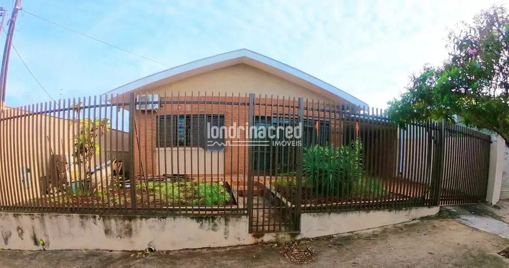 Casa, 3 quartos, 240 m² - Foto 1