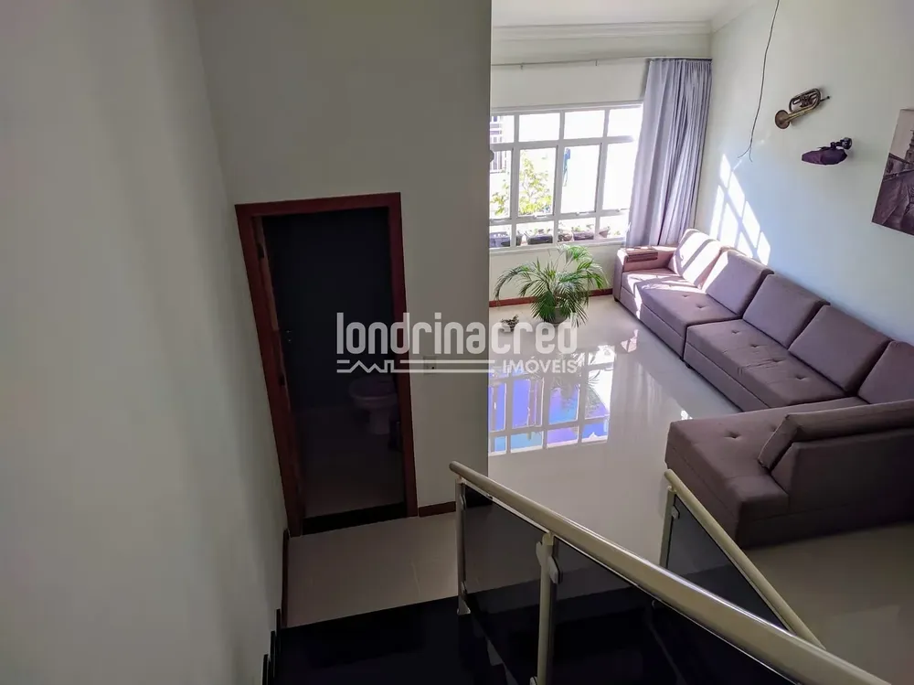 Casa, 4 quartos, 205 m² - Foto 2