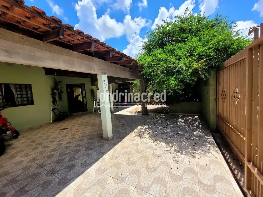 Casa, 3 quartos, 220 m² - Foto 1