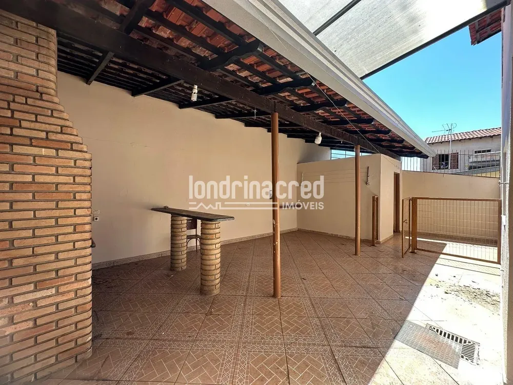 Casa, 4 quartos, 180 m² - Foto 2