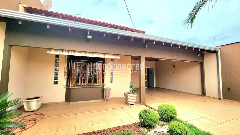 Casa, 3 quartos, 122 m² - Foto 1