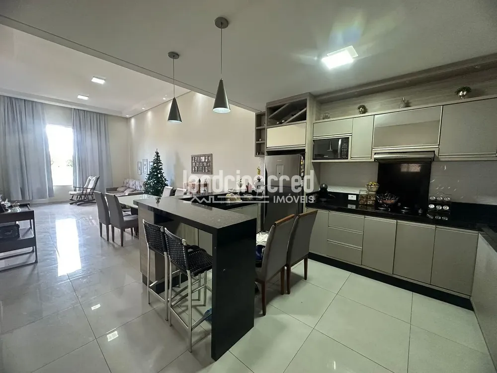 Casa, 2 quartos, 156 m² - Foto 3