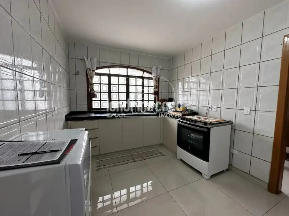 Casa, 4 quartos, 275 m² - Foto 11
