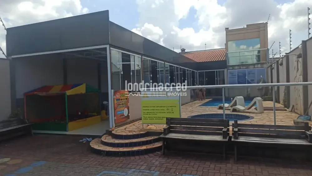 Casa, 1 quarto, 220 m² - Foto 3