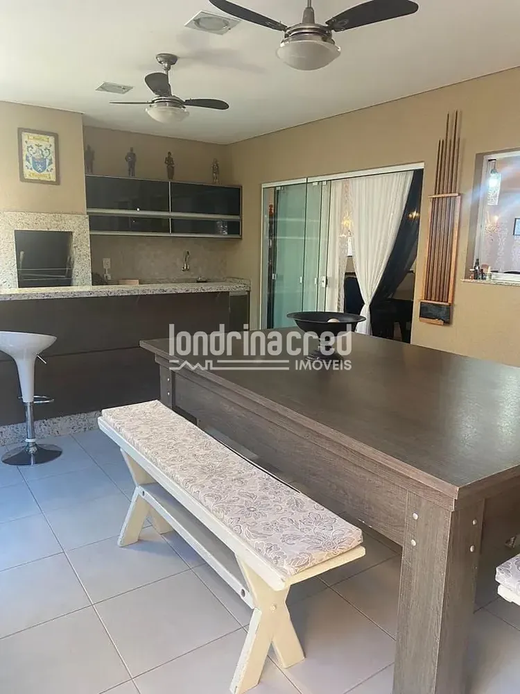 Casa, 3 quartos, 182 m² - Foto 3