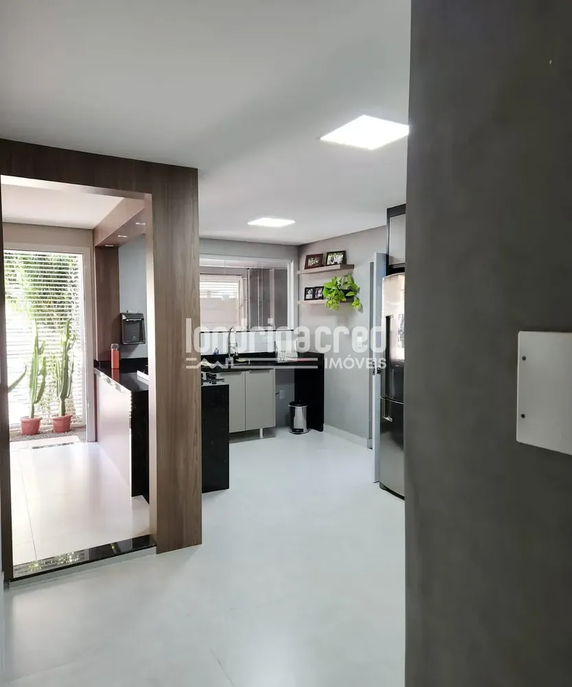 Casa, 3 quartos, 250 m² - Foto 4