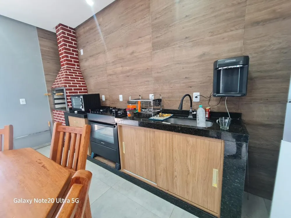 Casa, 4 quartos, 272 m² - Foto 3