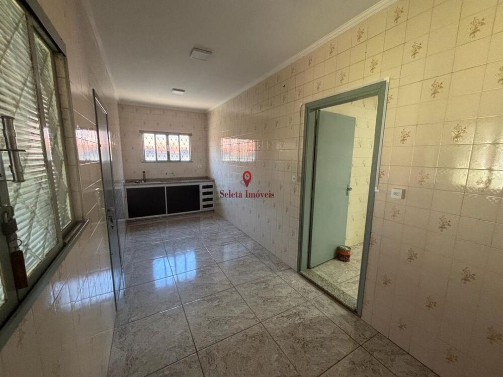 Casa, 2 quartos, 250 m² - Foto 15