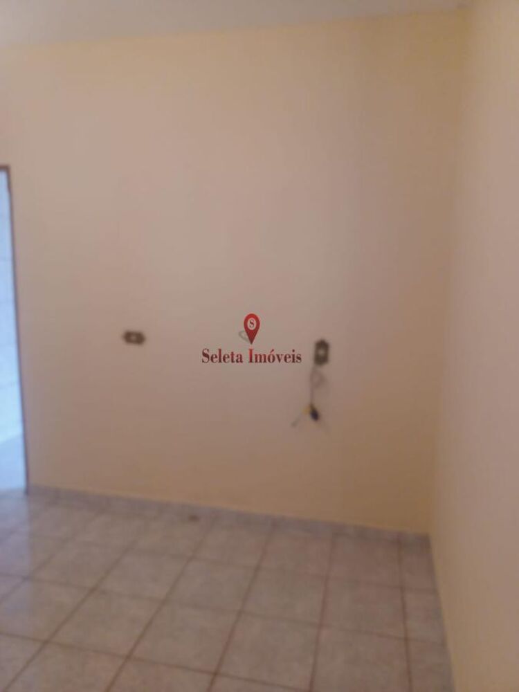 Casa à venda com 2 quartos, 93m² - Foto 2