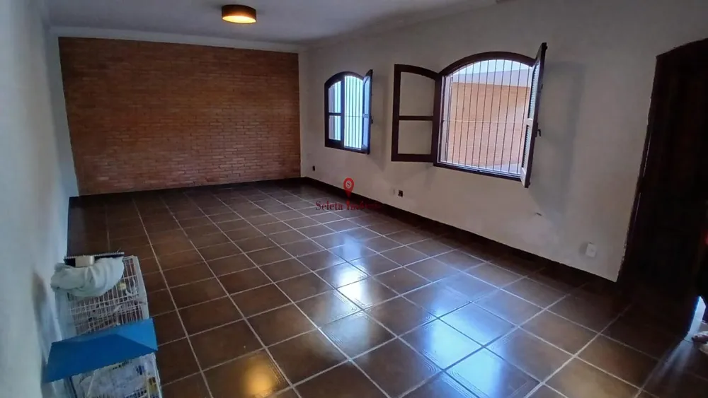 Casa, 4 quartos, 213 m² - Foto 1