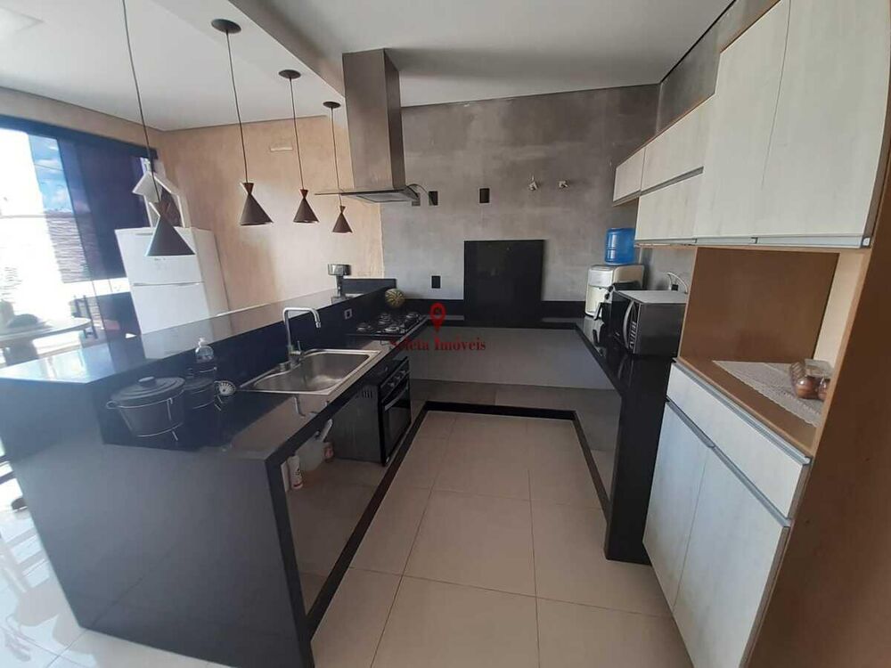 Casa à venda com 2 quartos, 332m² - Foto 10