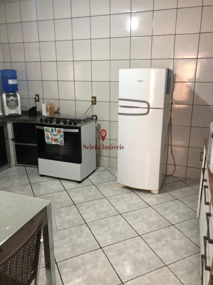 Casa, 2 quartos, 180 m² - Foto 2