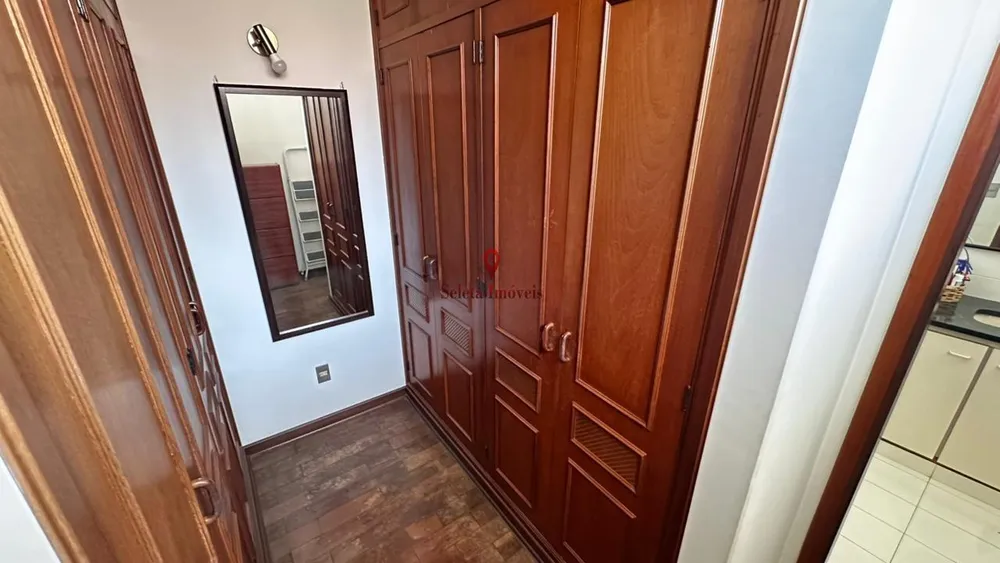 Casa, 3 quartos, 217 m² - Foto 2