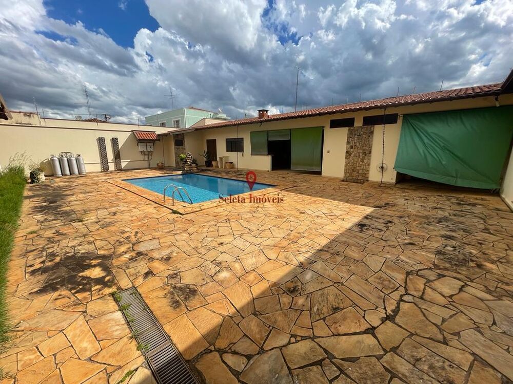 Casa, 4 quartos, 647 m² - Foto 3