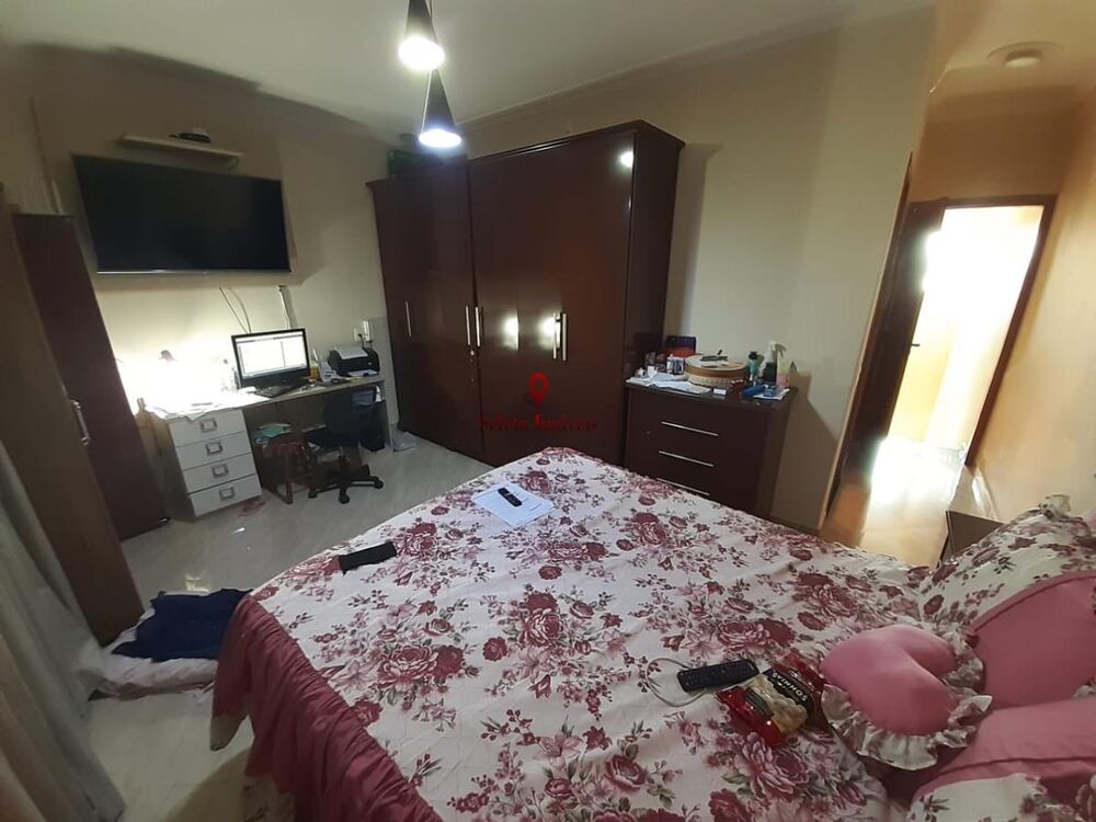 Casa à venda com 2 quartos, 165m² - Foto 4