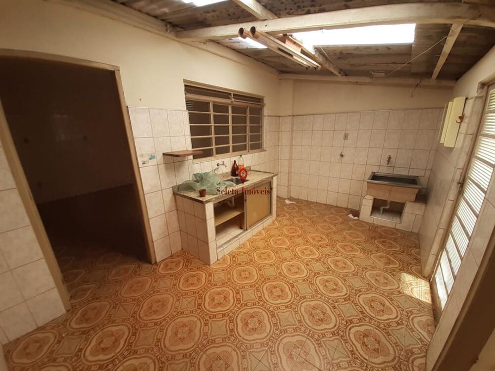 Casa à venda com 2 quartos, 150m² - Foto 19