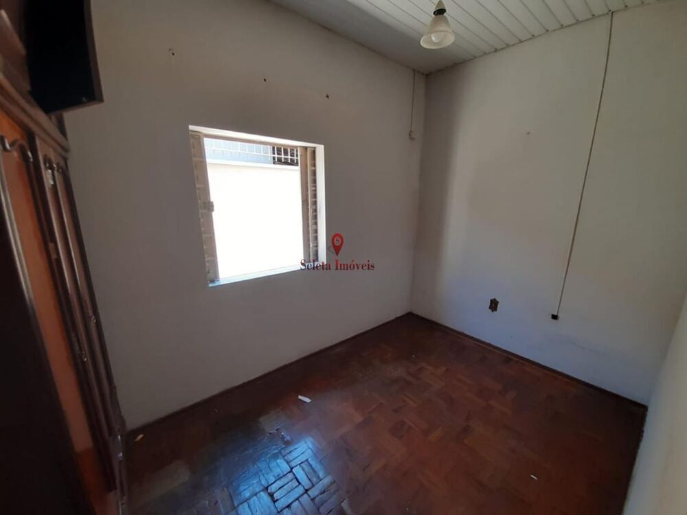 Casa à venda com 2 quartos, 150m² - Foto 9