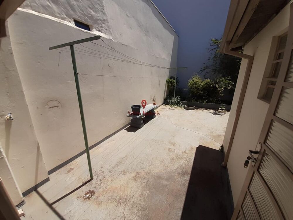 Casa à venda com 2 quartos, 150m² - Foto 20
