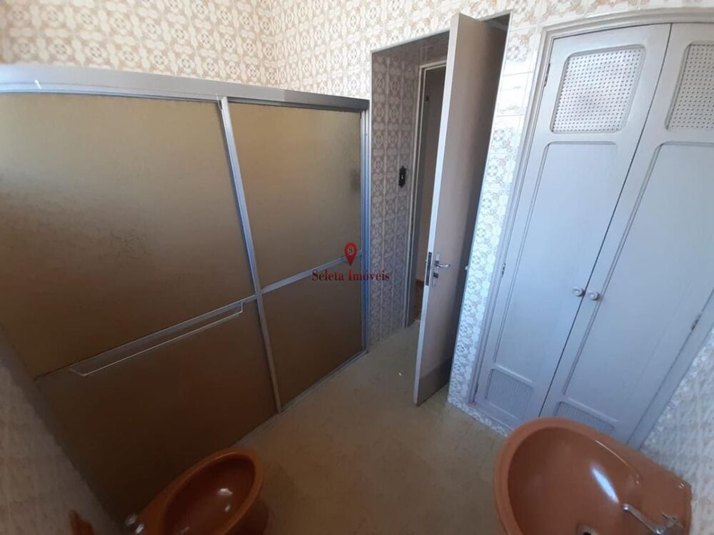 Casa à venda com 2 quartos, 150m² - Foto 12