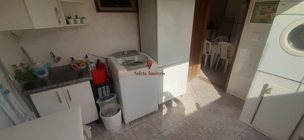Casa à venda com 3 quartos, 358m² - Foto 6