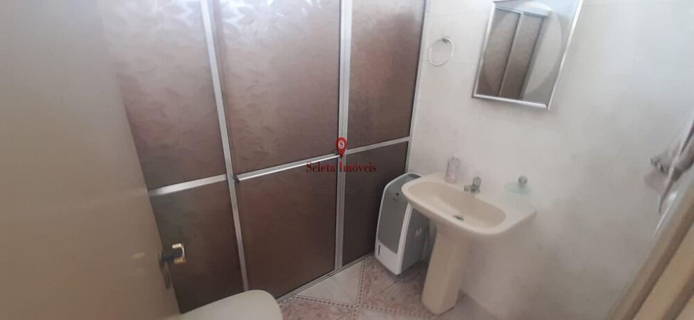 Casa à venda com 3 quartos, 358m² - Foto 8