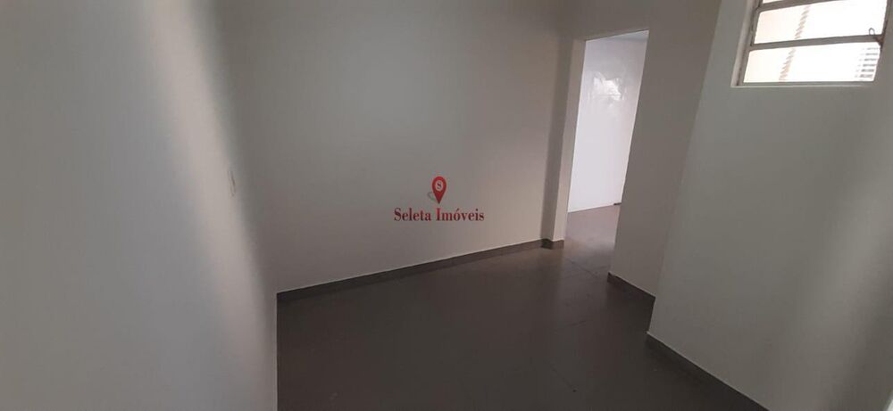 Casa à venda com 3 quartos, 200m² - Foto 10