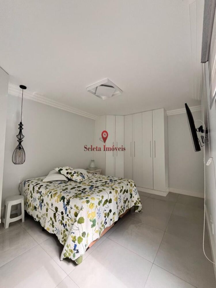 Casa à venda com 2 quartos, 153m² - Foto 8