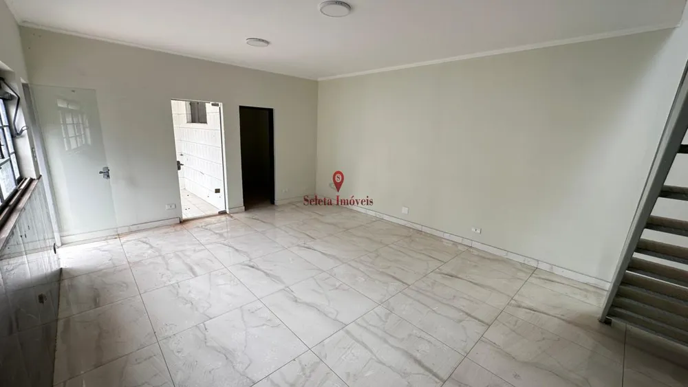 Casa, 3 quartos, 230 m² - Foto 2