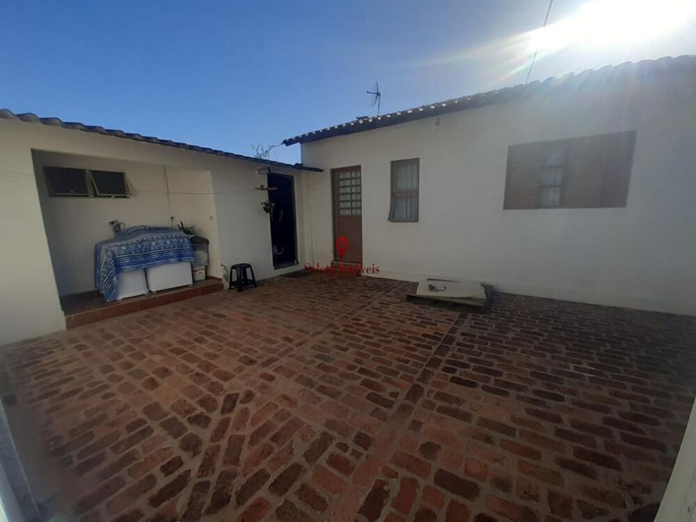 Casa, 5 quartos, 160 m² - Foto 1