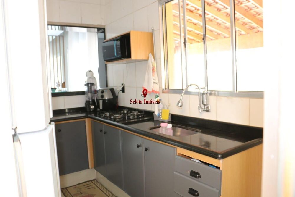 Casa, 2 quartos, 150 m² - Foto 1