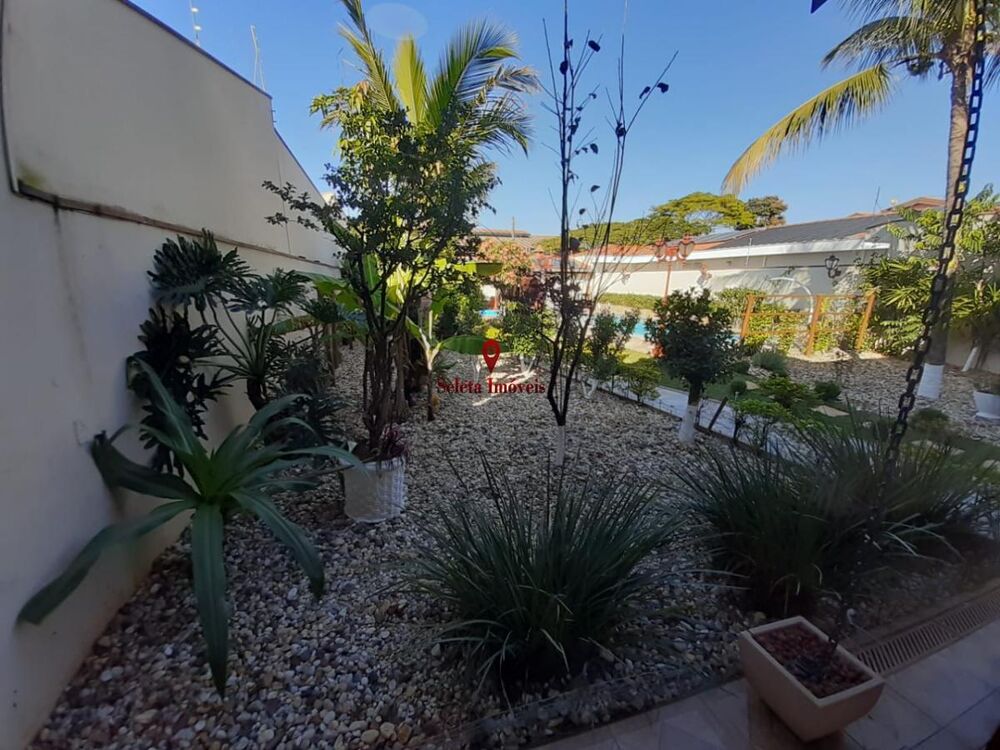 Casa para alugar com 3 quartos, 559m² - Foto 14