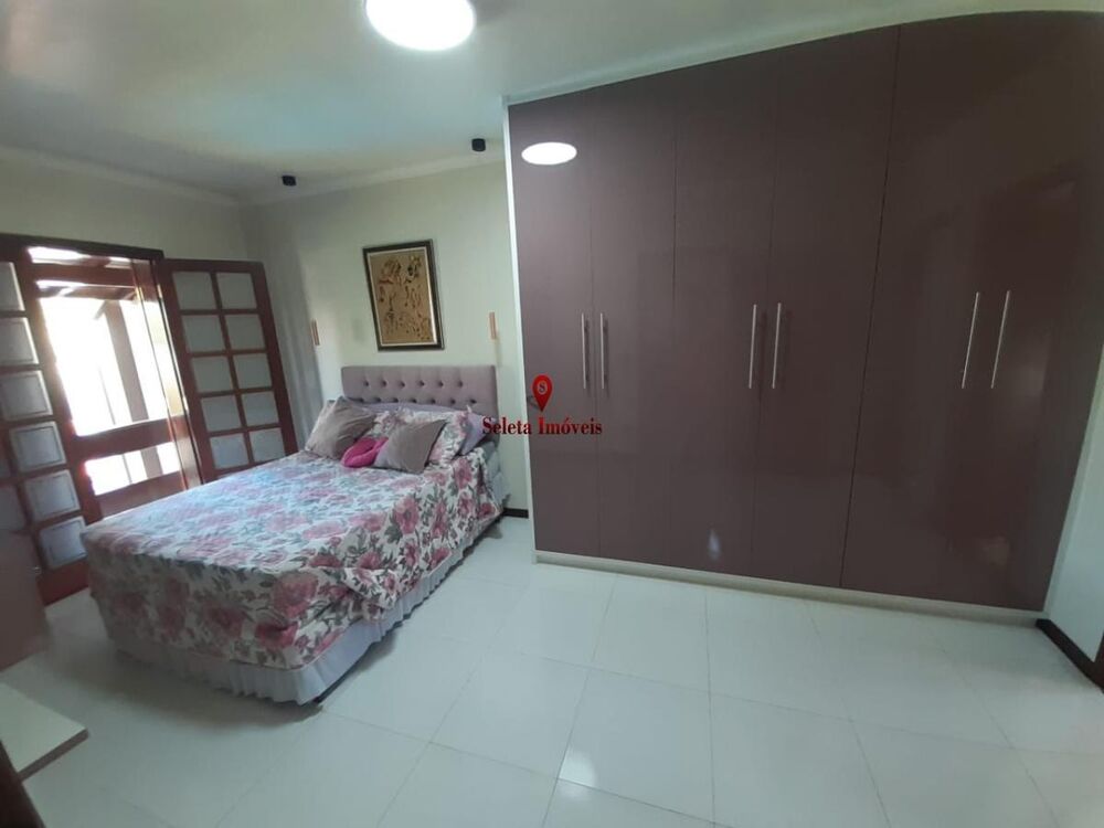 Casa para alugar com 3 quartos, 559m² - Foto 17