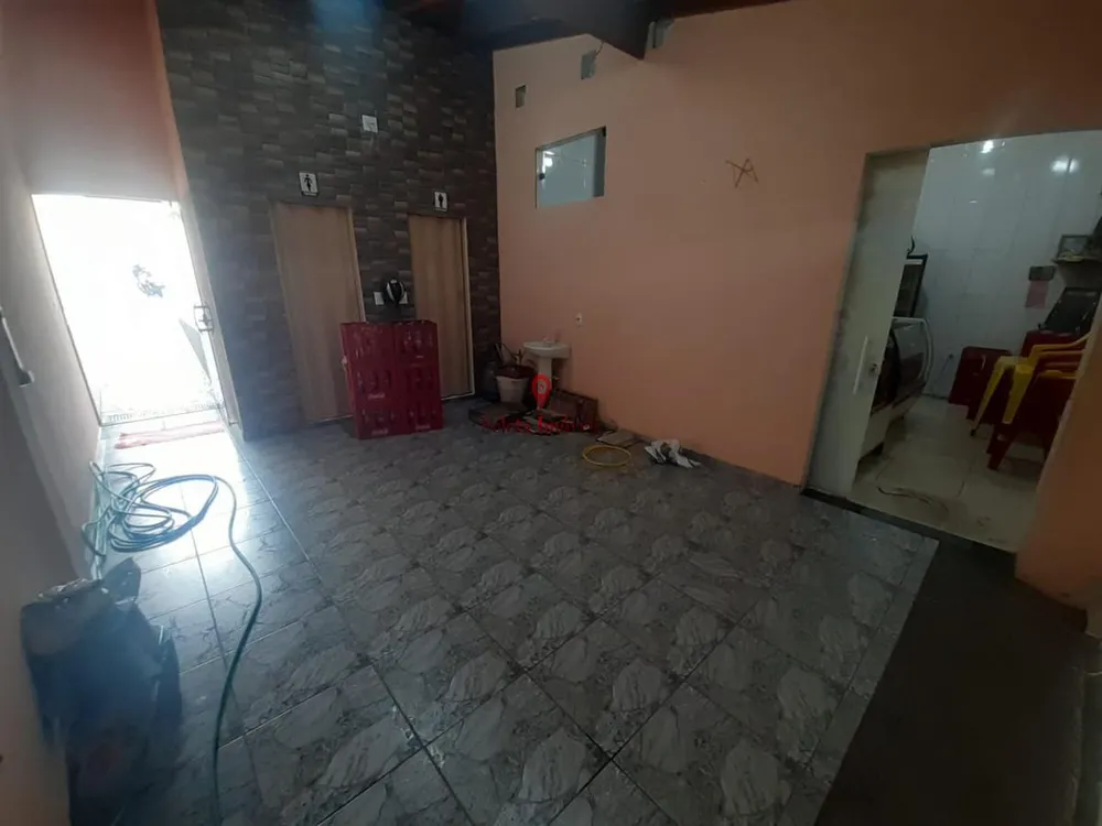 Casa, 3 quartos, 180 m² - Foto 2