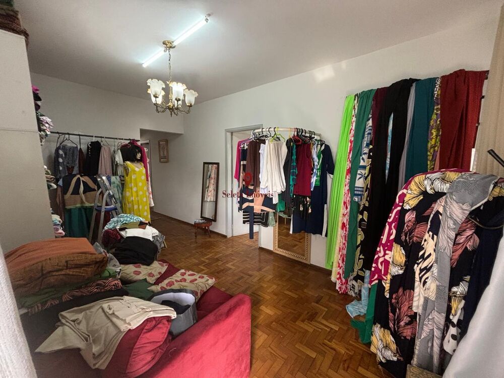 Casa à venda com 3 quartos, 200m² - Foto 2